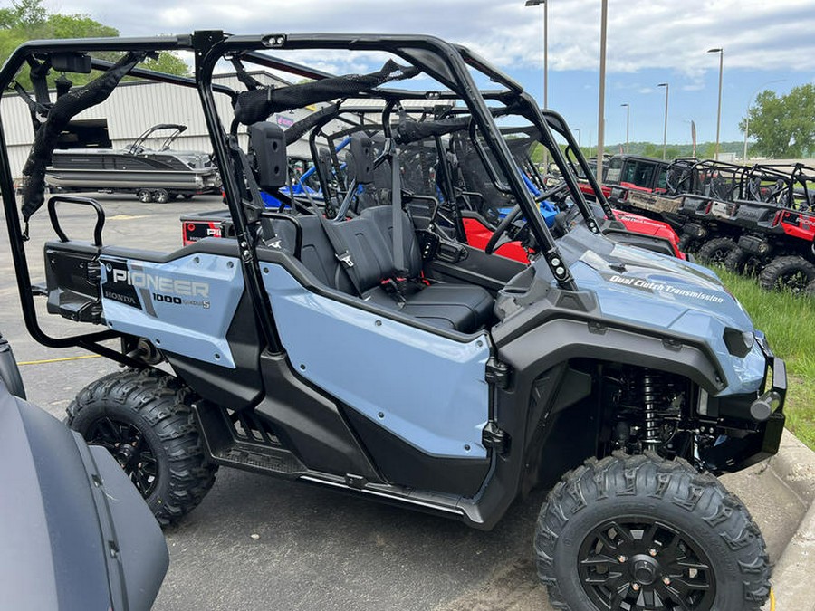 2024 Honda® Pioneer 1000-5 Deluxe