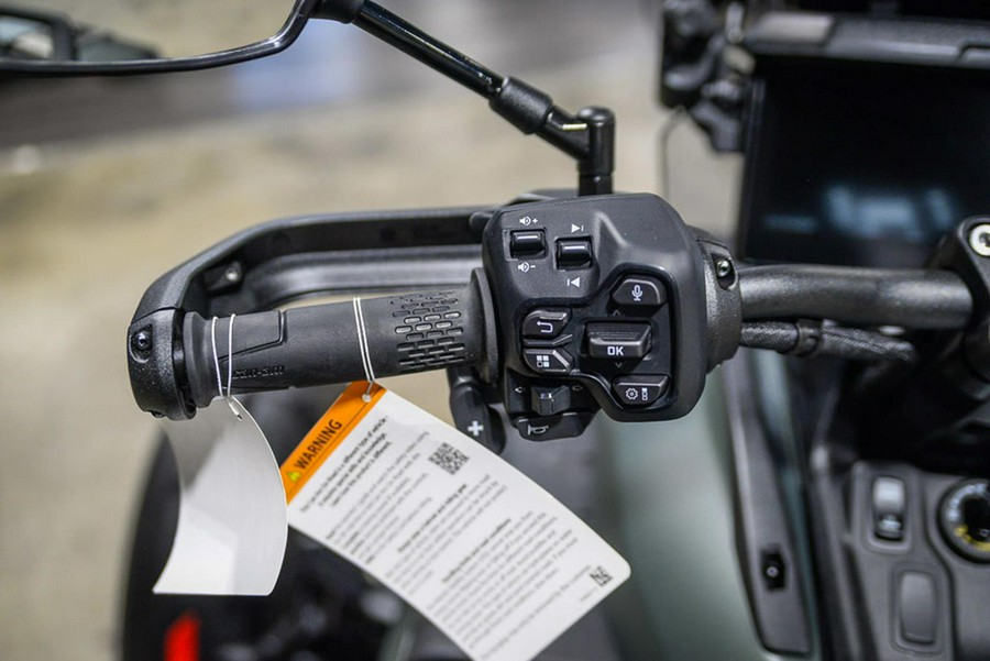 2025 Can-Am Canyon Redrock