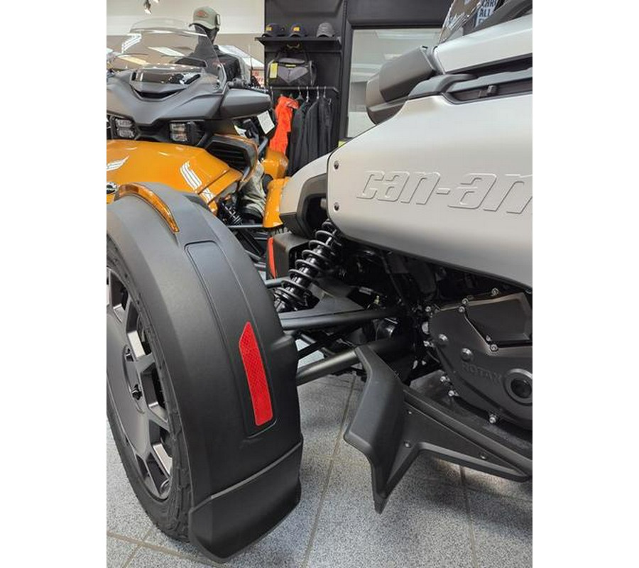 2025 Can-Am® Canyon XT