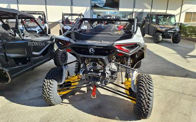 2024 Can-Am Maverick R 999T DCT