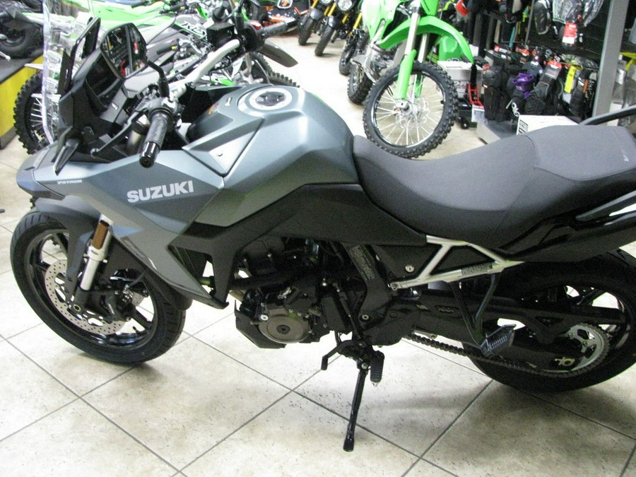 2024 Suzuki V-Strom 800