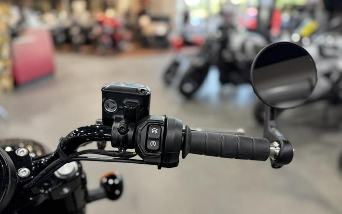 2025 Indian Motorcycle® Scout® Bobber Black Metallic