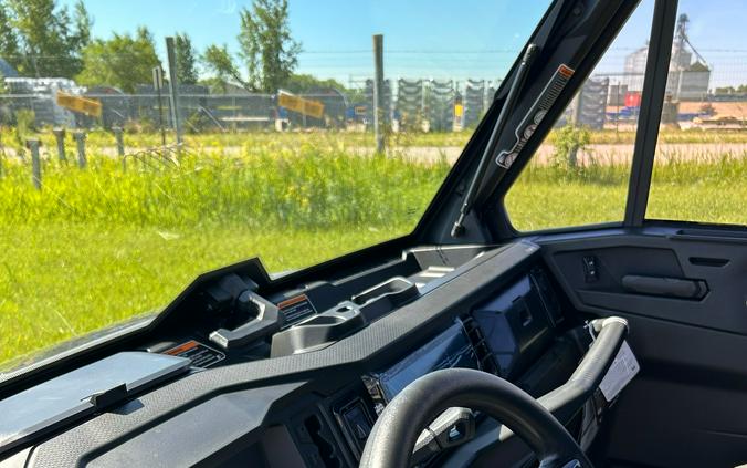 2026 Can-Am Defender Limited HD11