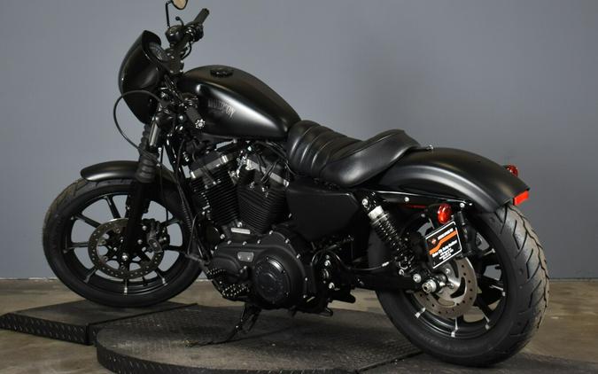 2016 Harley-Davidson Iron 883