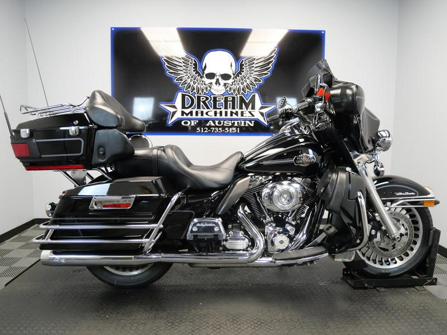 2013 Harley-Davidson® FLHTCU - Electra Glide® Ultra Classic®