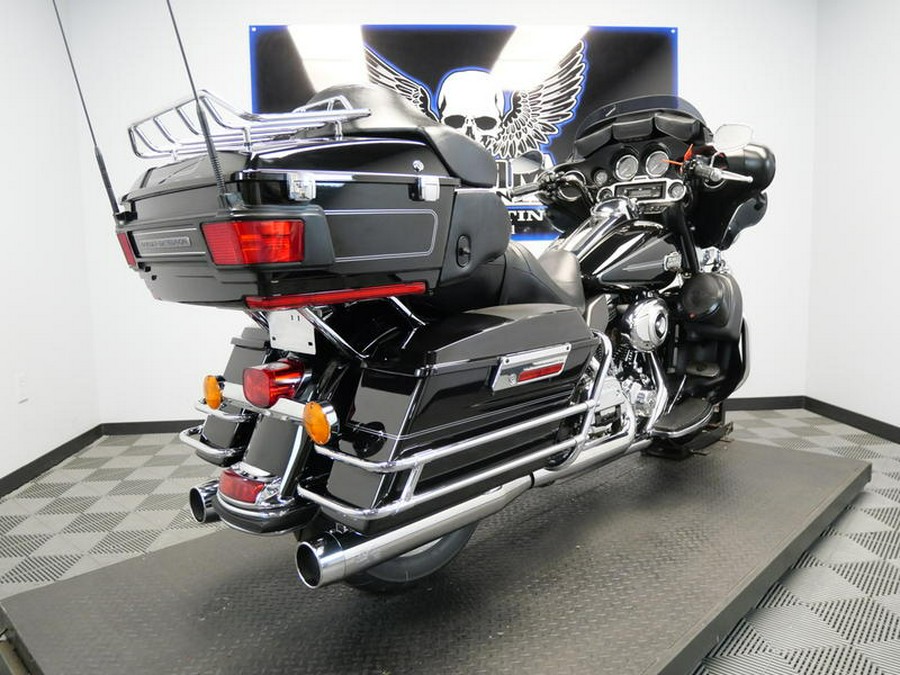 2013 Harley-Davidson® FLHTCU - Electra Glide® Ultra Classic®