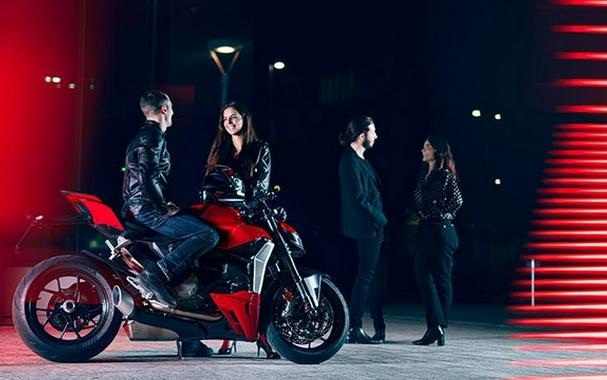 2026 Ducati Streetfighter V2 S