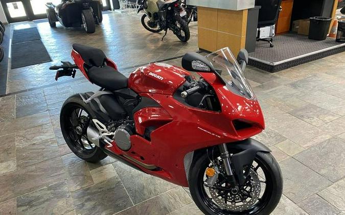 2024 Ducati Panigale V2 Red