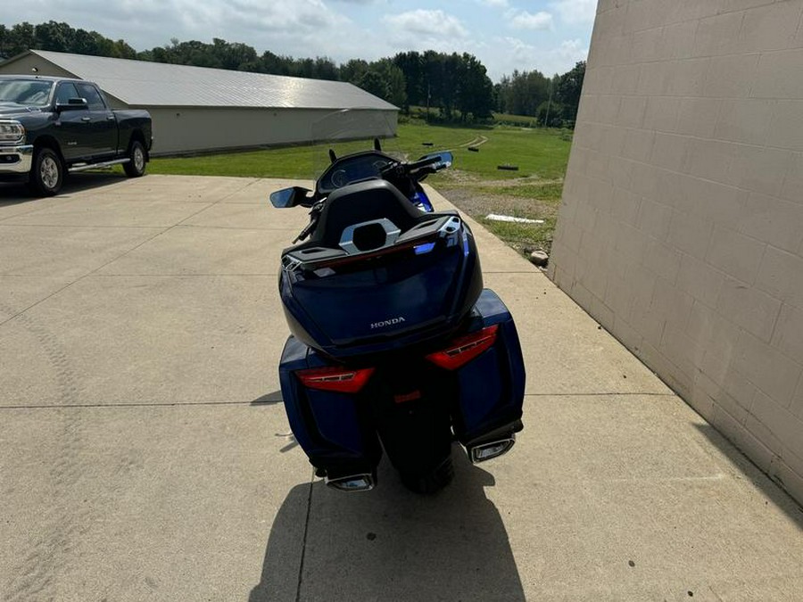 2018 Honda® Gold Wing Tour Pearl Hawkseye Blue