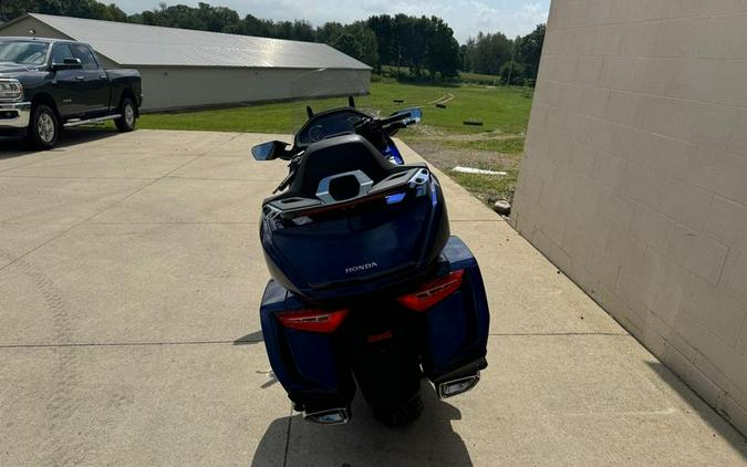 2018 Honda® Gold Wing Tour Pearl Hawkseye Blue