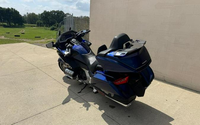 2018 Honda® Gold Wing Tour Pearl Hawkseye Blue