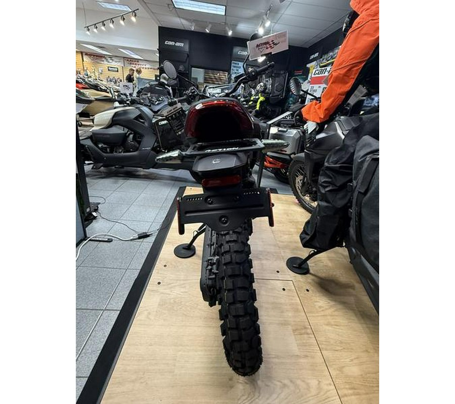 2025 Can-Am® Origin White