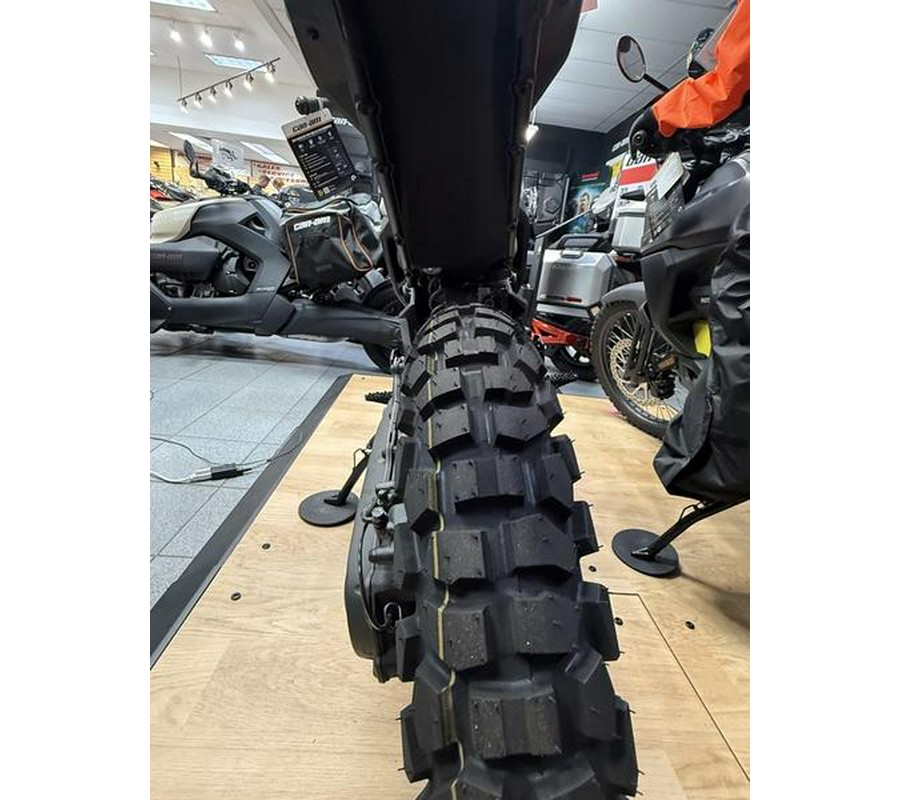 2025 Can-Am® Origin White