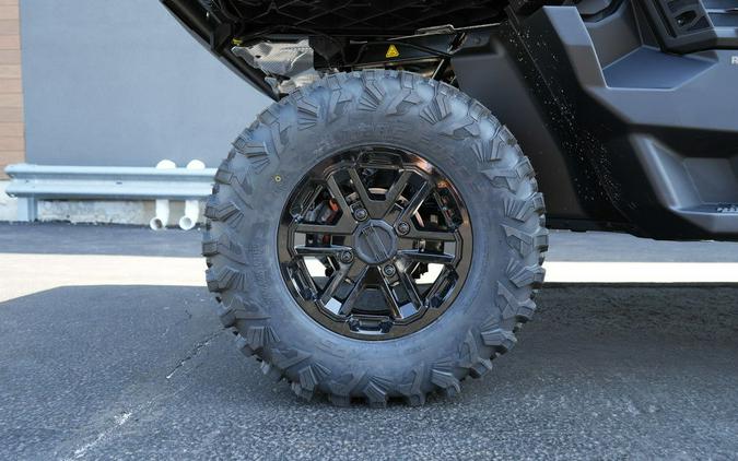 2026 Can-Am® Defender MAX Limited HD11