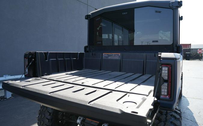 2026 Can-Am® Defender MAX Limited HD11