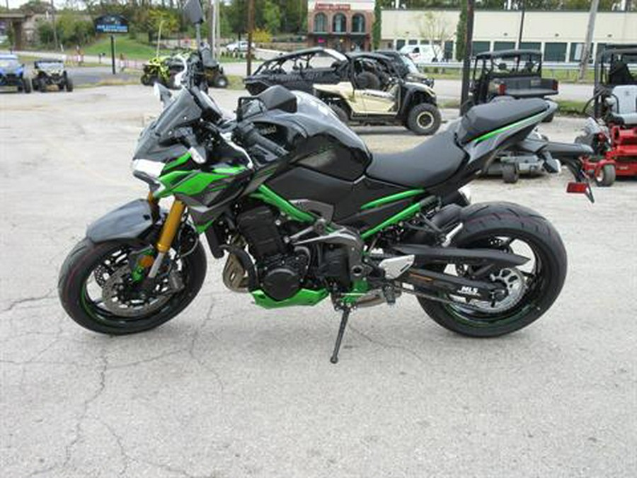 2024 Kawasaki Z900 SE ABS