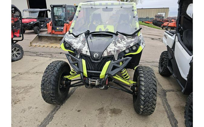 2015 Can-Am Maverick X mr DPS™ - Digital Camo & Manta Green