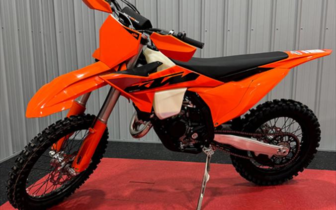 2025 KTM 125 XC