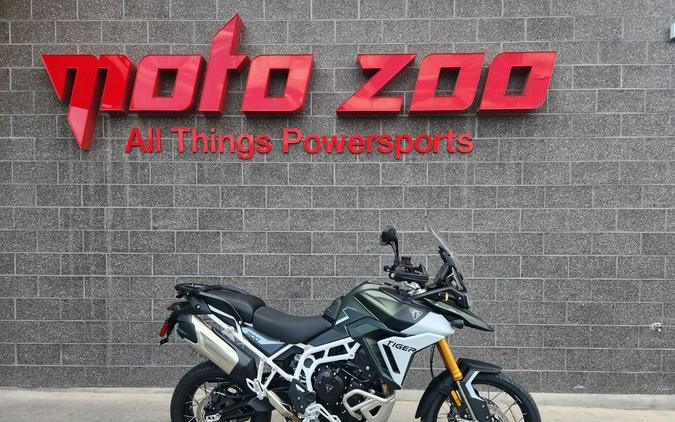 2024 Triumph Tiger 900 Rally Pro Matt Khaki Green / Matt Phantom Black