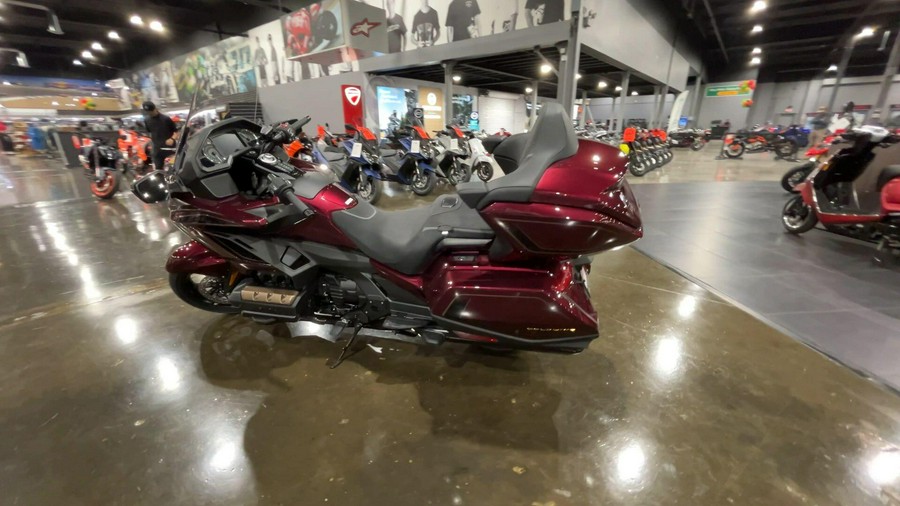 2025 Honda GOLDWING TOUR AIR BAG DCT