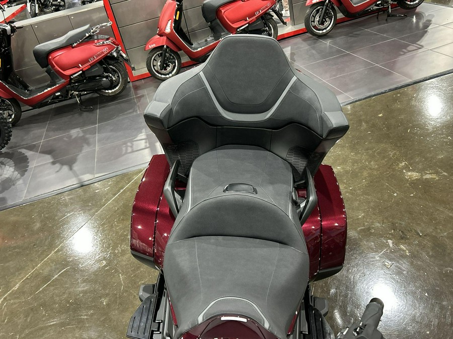 2025 Honda GOLDWING TOUR AIR BAG DCT