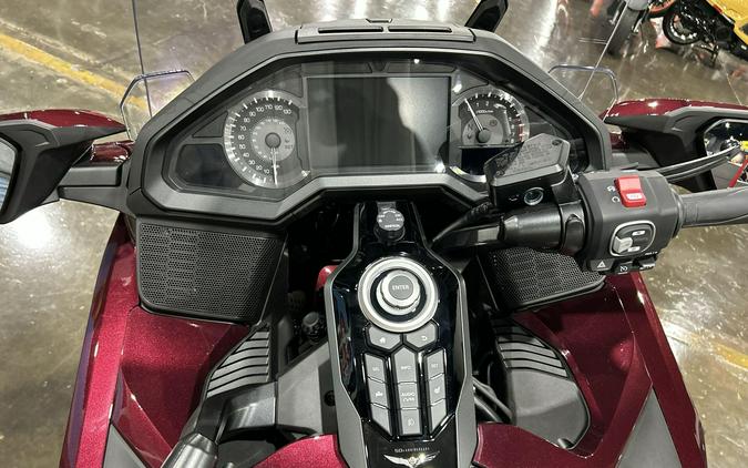 2025 Honda GOLDWING TOUR AIR BAG DCT