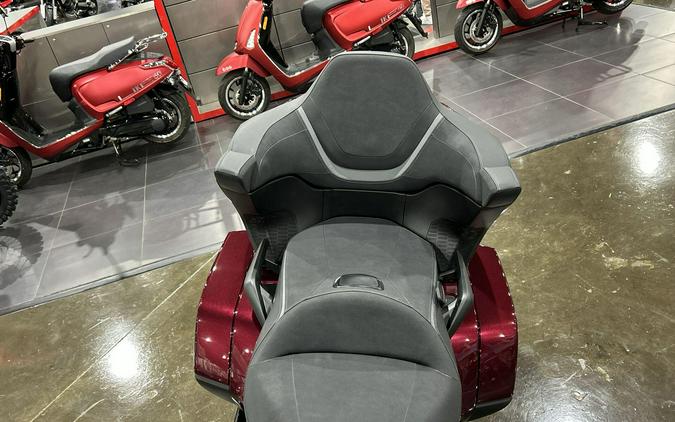 2025 Honda GOLDWING TOUR AIR BAG DCT