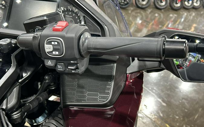 2025 Honda GOLDWING TOUR AIR BAG DCT