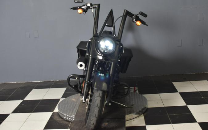 2023 Harley-Davidson Road King Special Vivid Black FLHRXS