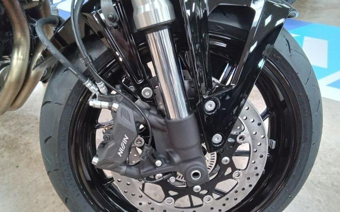 2025 Suzuki GSX800RQM5