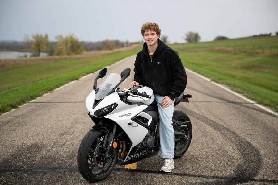 2025 Triumph Daytona 660