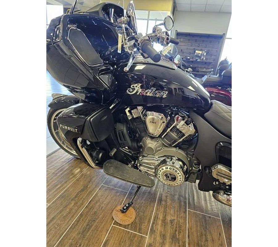 2024 Indian Motorcycle® Pursuit® Limited Black Metallic