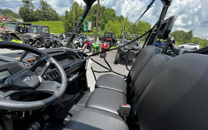 2025 Can-Am® Defender DPS HD10 Compass Green