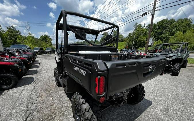2025 Can-Am® Defender DPS HD10 Compass Green