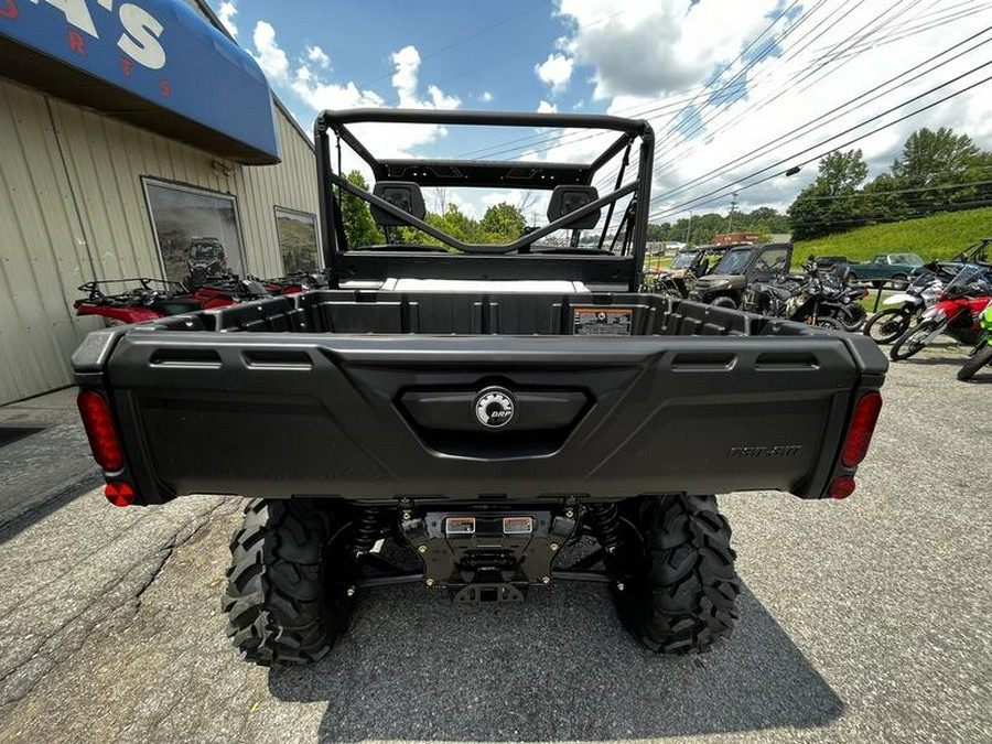 2025 Can-Am® Defender DPS HD10 Compass Green