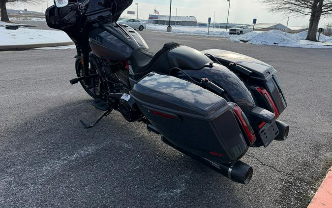 2026 Harley-Davidson® CVO Street Glide ST Inferno Gray