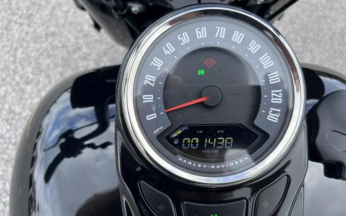 2024 Harley-Davidson® FLHCS - Heritage Classic
