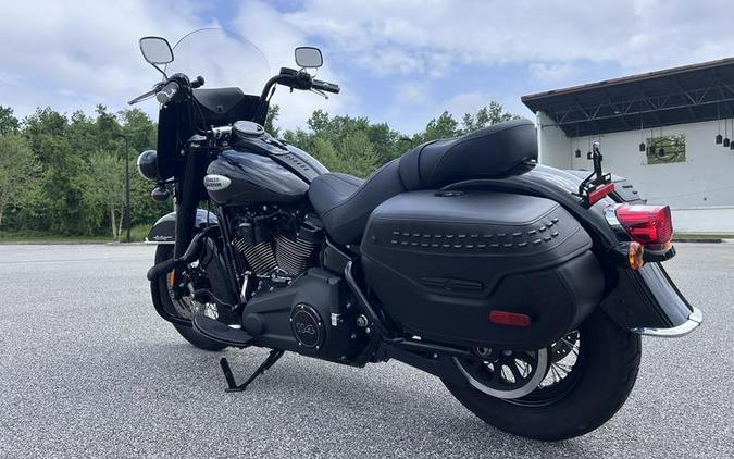 2024 Harley-Davidson® FLHCS - Heritage Classic