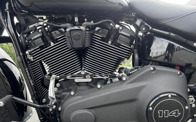 2024 Harley-Davidson® FLHCS - Heritage Classic