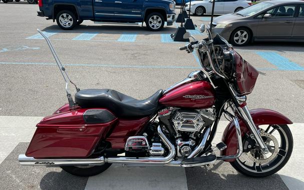 2016 Harley-Davidson® FLHXS Street Glide® Special
