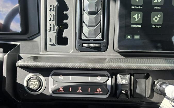 2027 Can-Am Defender XU Limited HD11