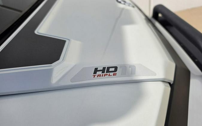 2027 Can-Am Defender XU Limited HD11