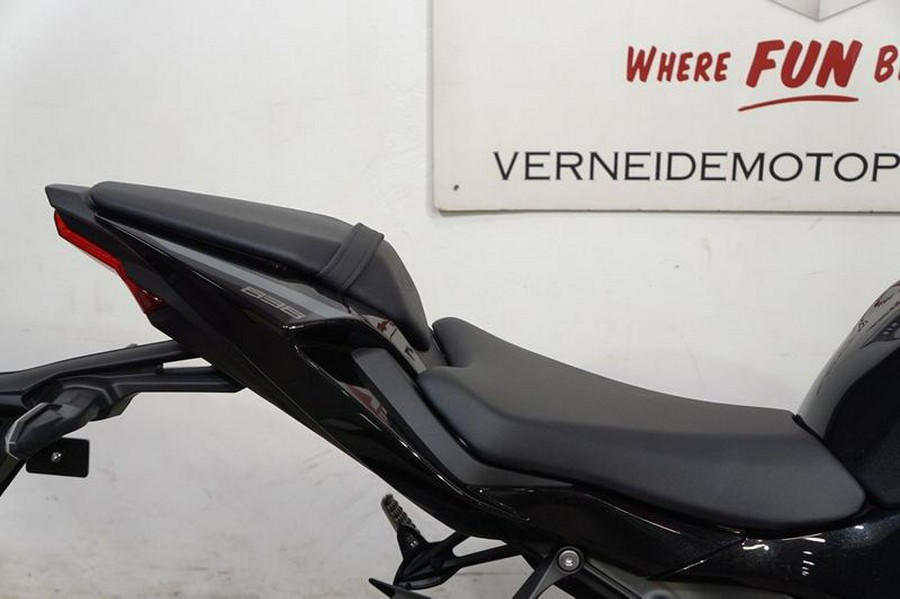 2026 Kawasaki Ninja® ZX™-6R