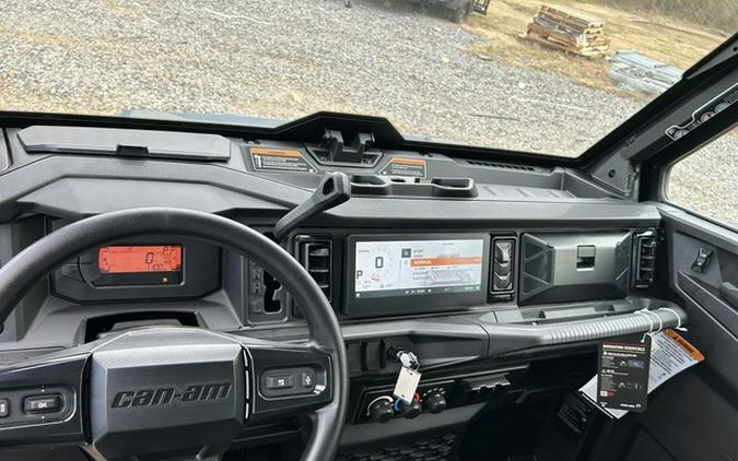 2026 Can-Am Defender MAX XT CAB HD11 With 10.25 In.Display
