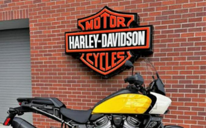 2023 Harley-Davidson® RA1250S - Pan America™ 1250 Special