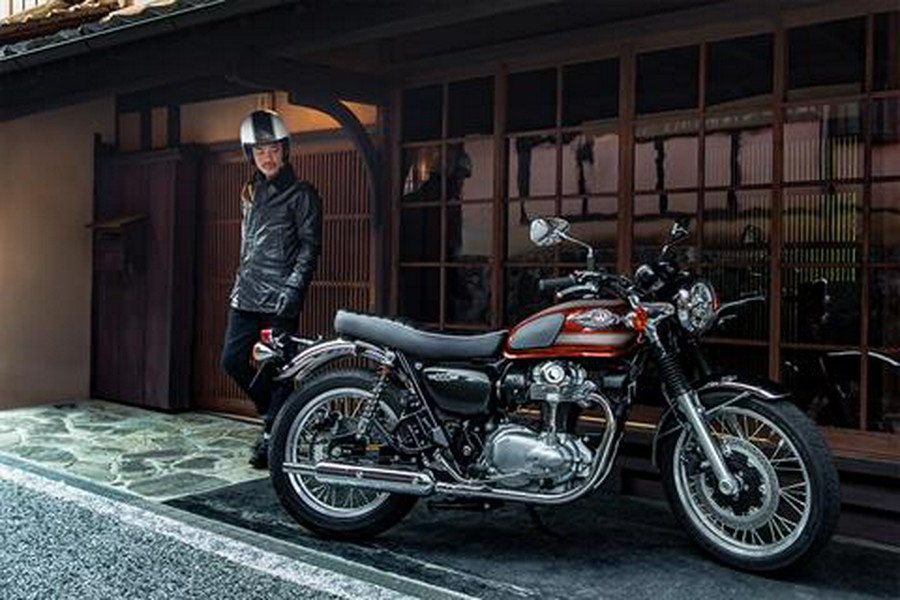 2022 Kawasaki W800