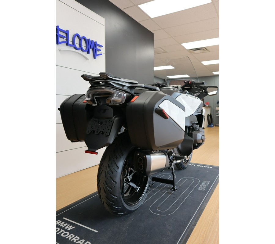2026 BMW R 1300 RT