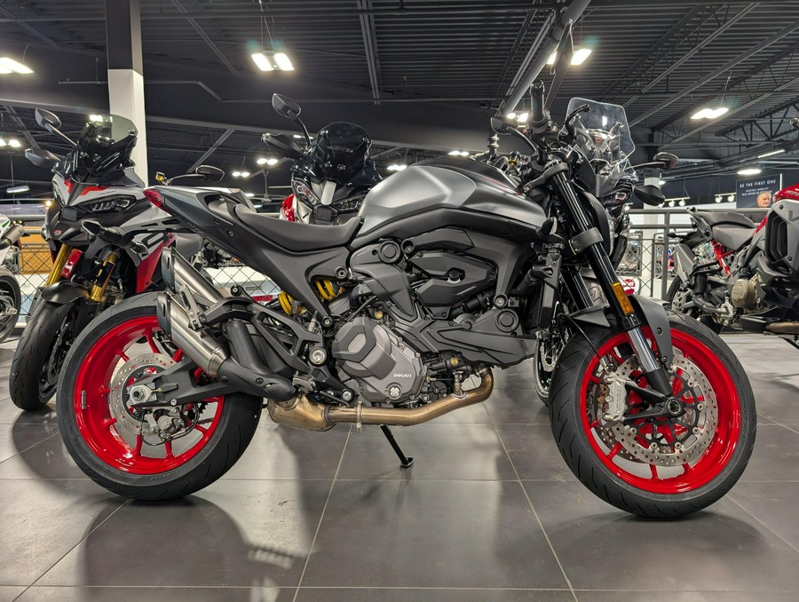 2025 Ducati Monster