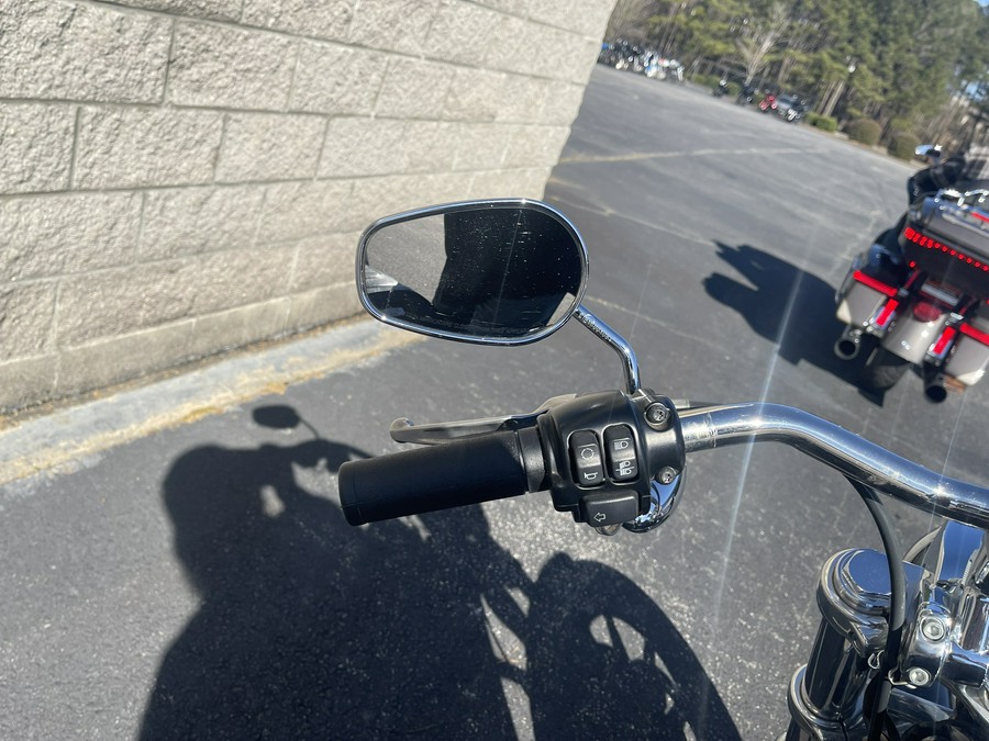 2017 Harley-Davidson Low Rider®