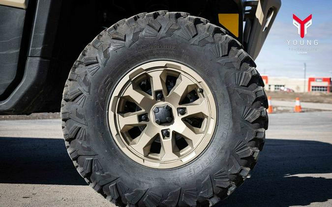 2024 Can-Am Defender MAX Limited HD10 Desert Tan & Timeless Bl